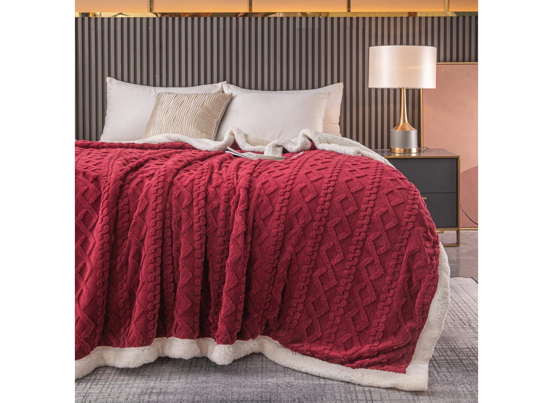 Patura Cocolino LUXURY groasa cu blanita JB12