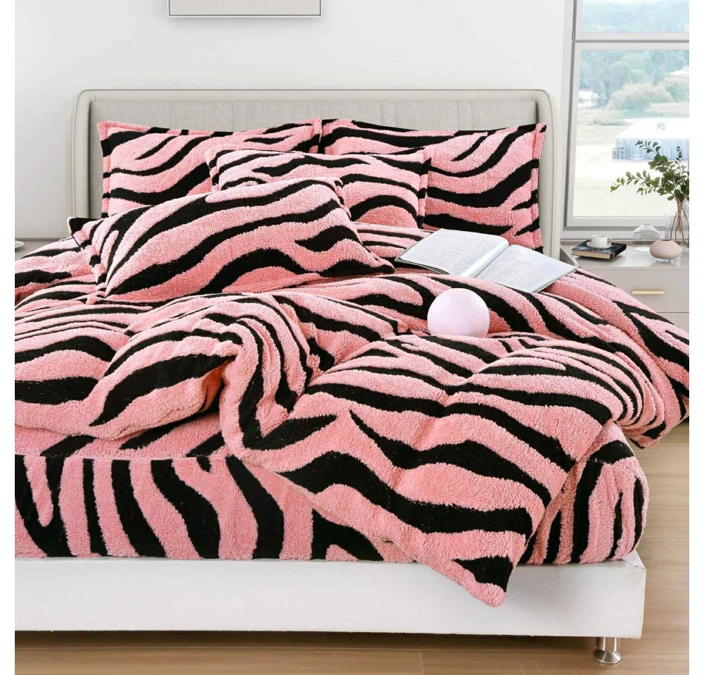 Lenjerie de pat pufoasa Cocolino,model zebra,4 piese - CZ001