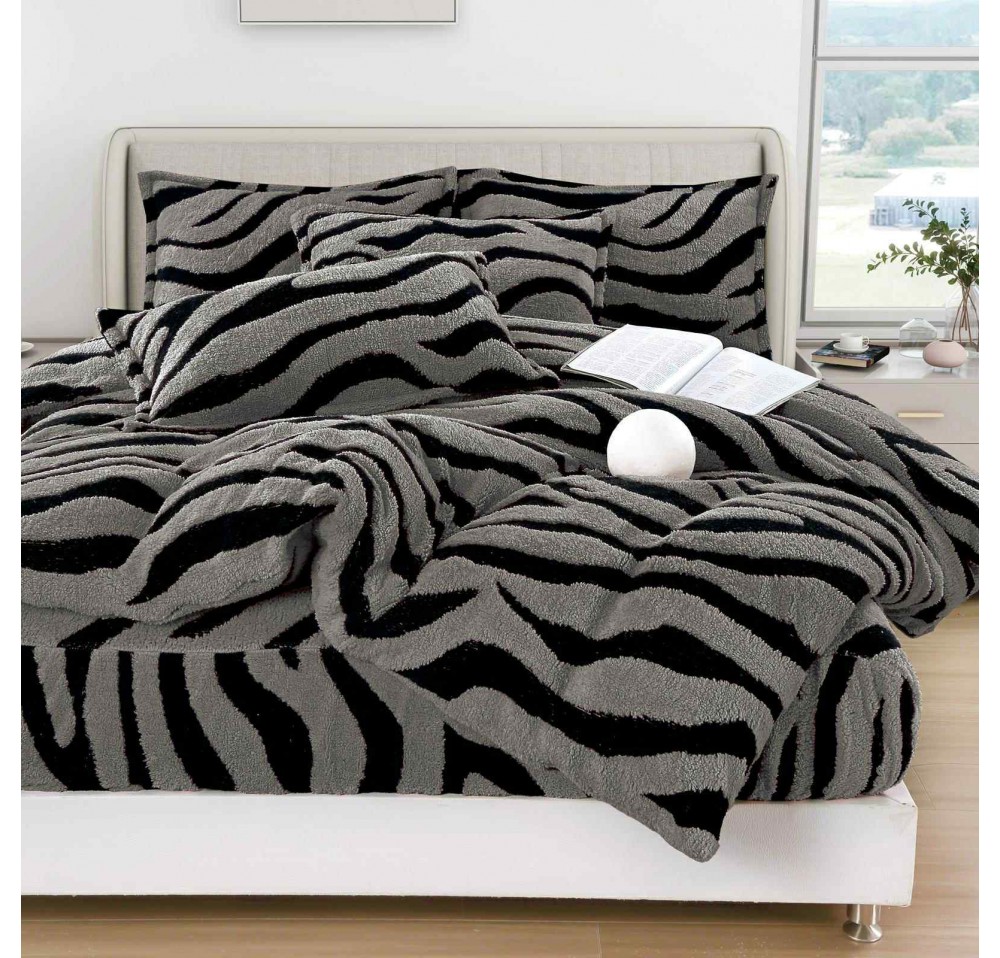 Lenjerie de pat pufoasa Cocolino,model zebra,4 piese - CZ006