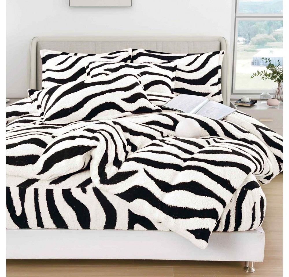 Lenjerie de pat pufoasa Cocolino,model zebra,4 piese - CZ007