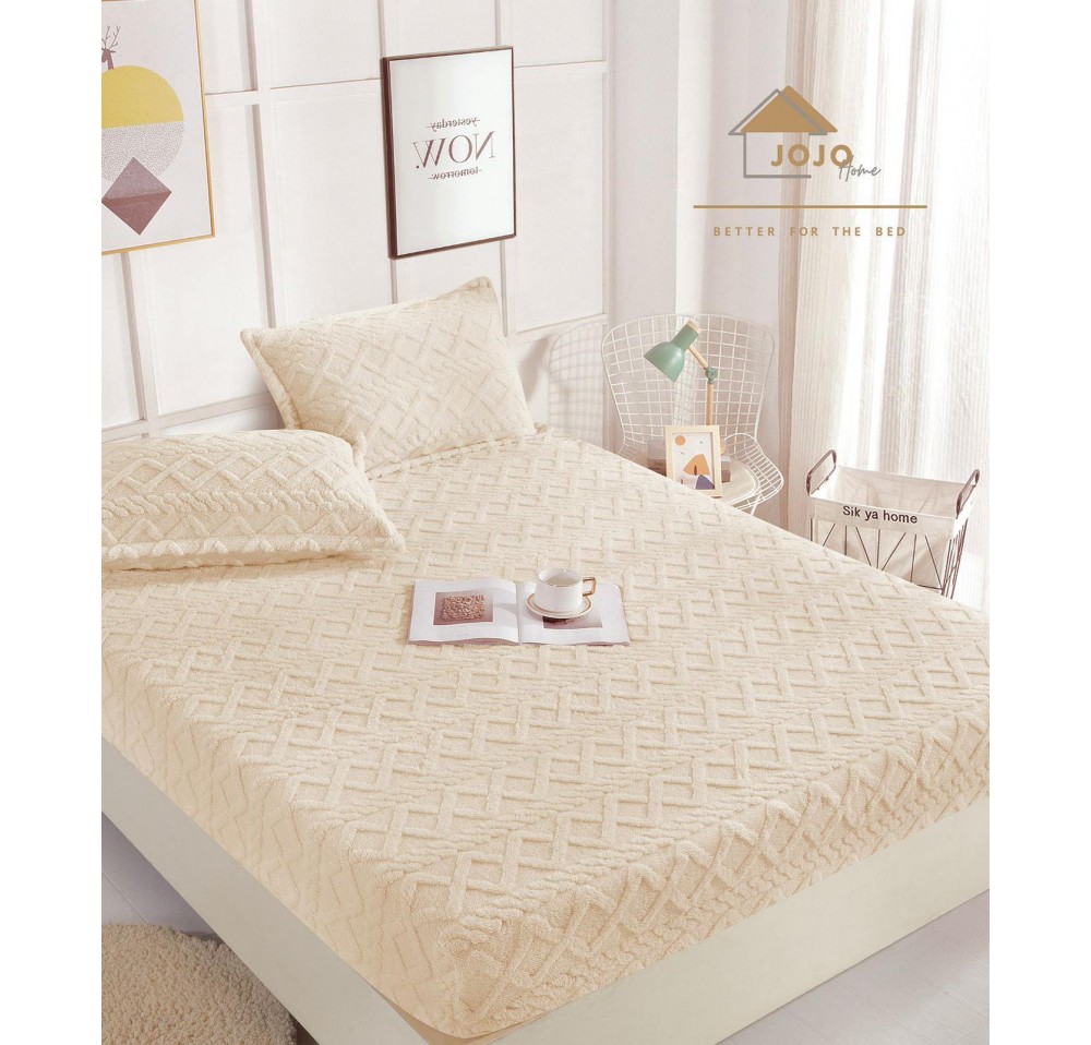 Husa de pat Cocolino cu ELASTIC model tricot + 2 Fete de perna  HT02