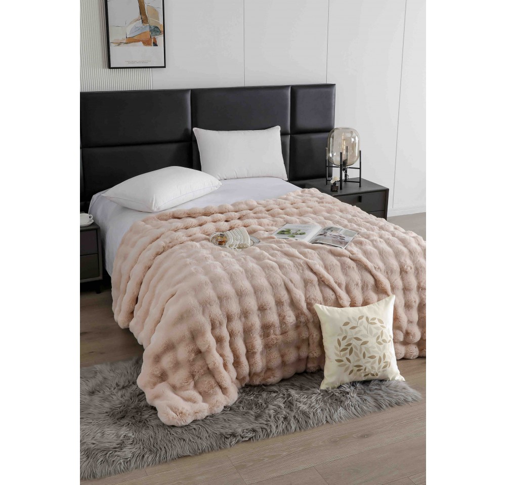 Patura extra pufoasa,blanita artificiala de iepure,cu fermoar PA06