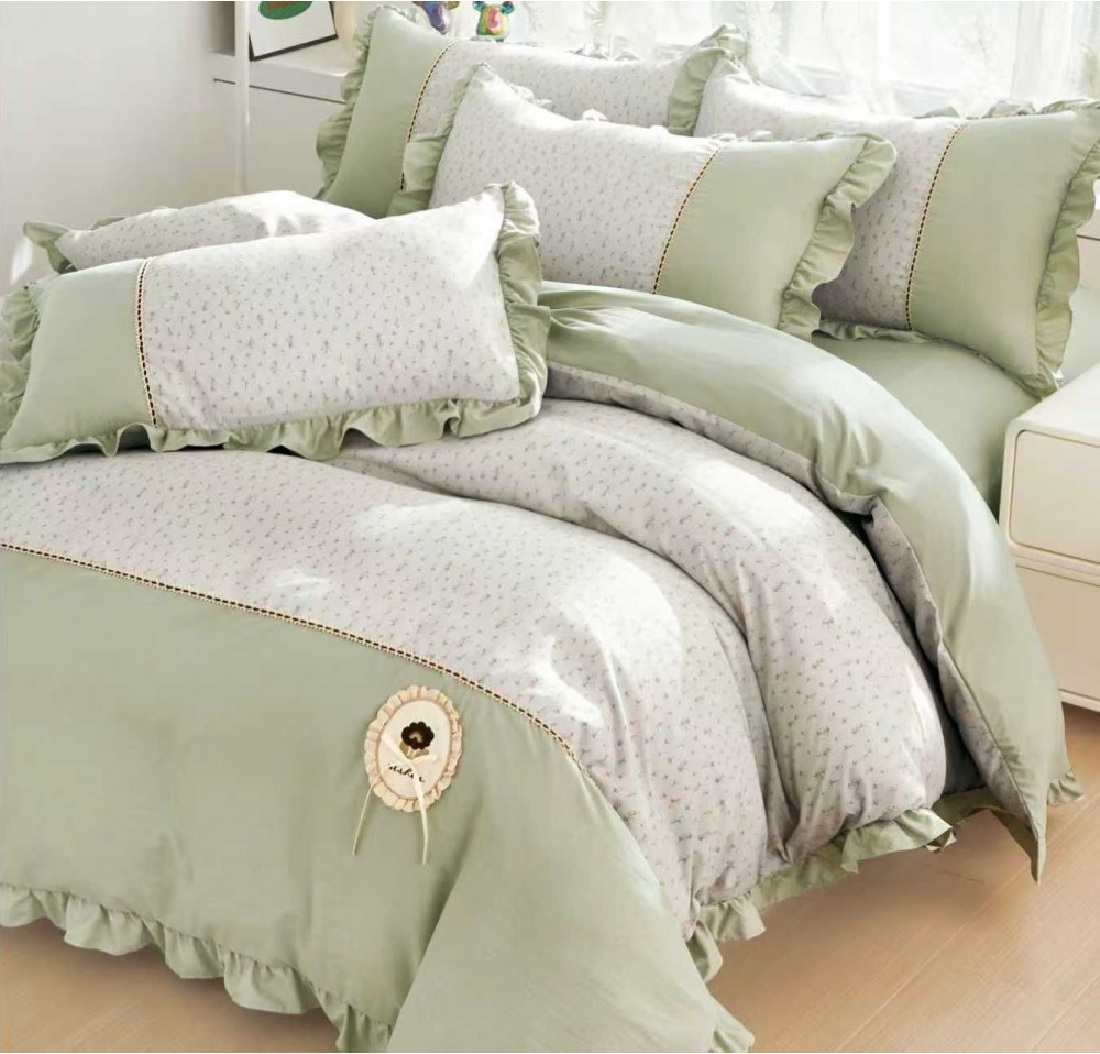 Lenjerie DELUXE din Bumbac Soft Touch cu Volanase BV095